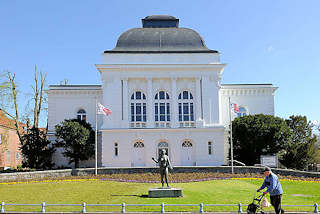 9888 Stadttheater in Rendsburg - ehem. Stadthalle, erbaut 1901 - Architekt der Altonaer Albert Winkler.